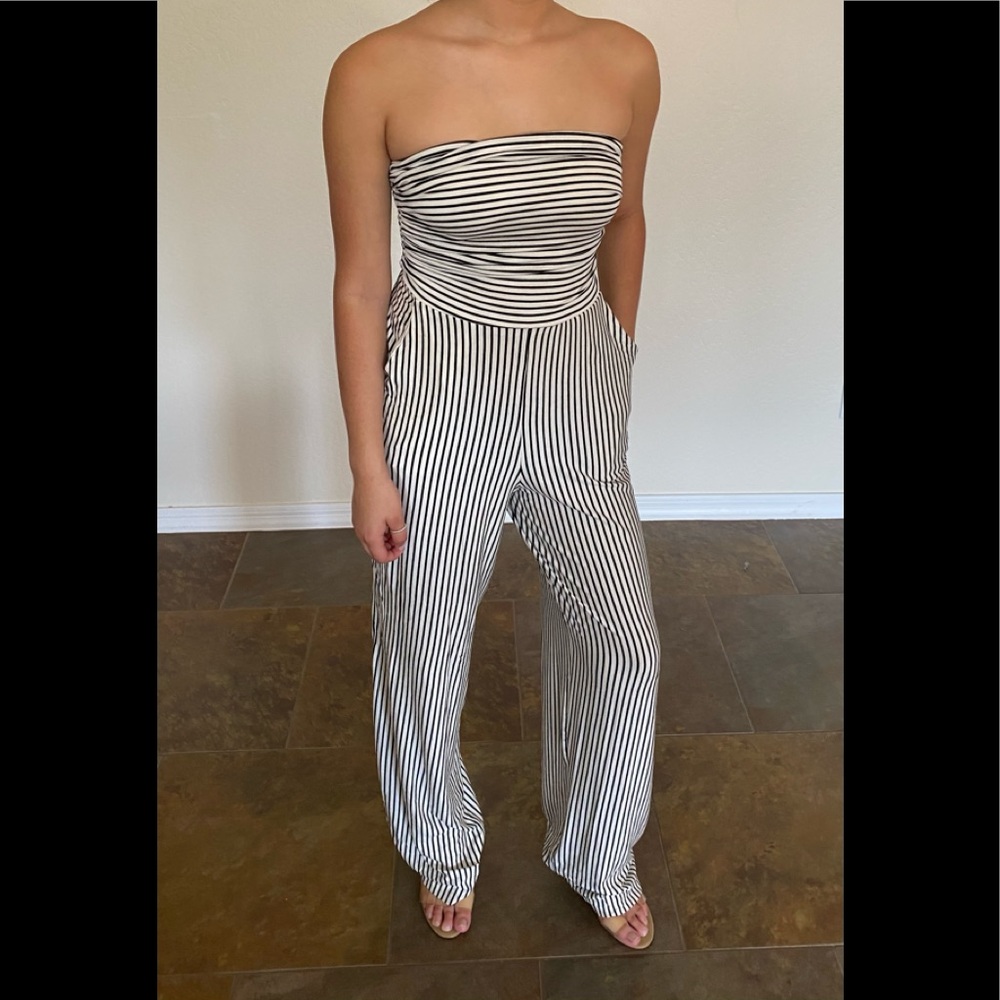 Jumpsuit Black and White size small